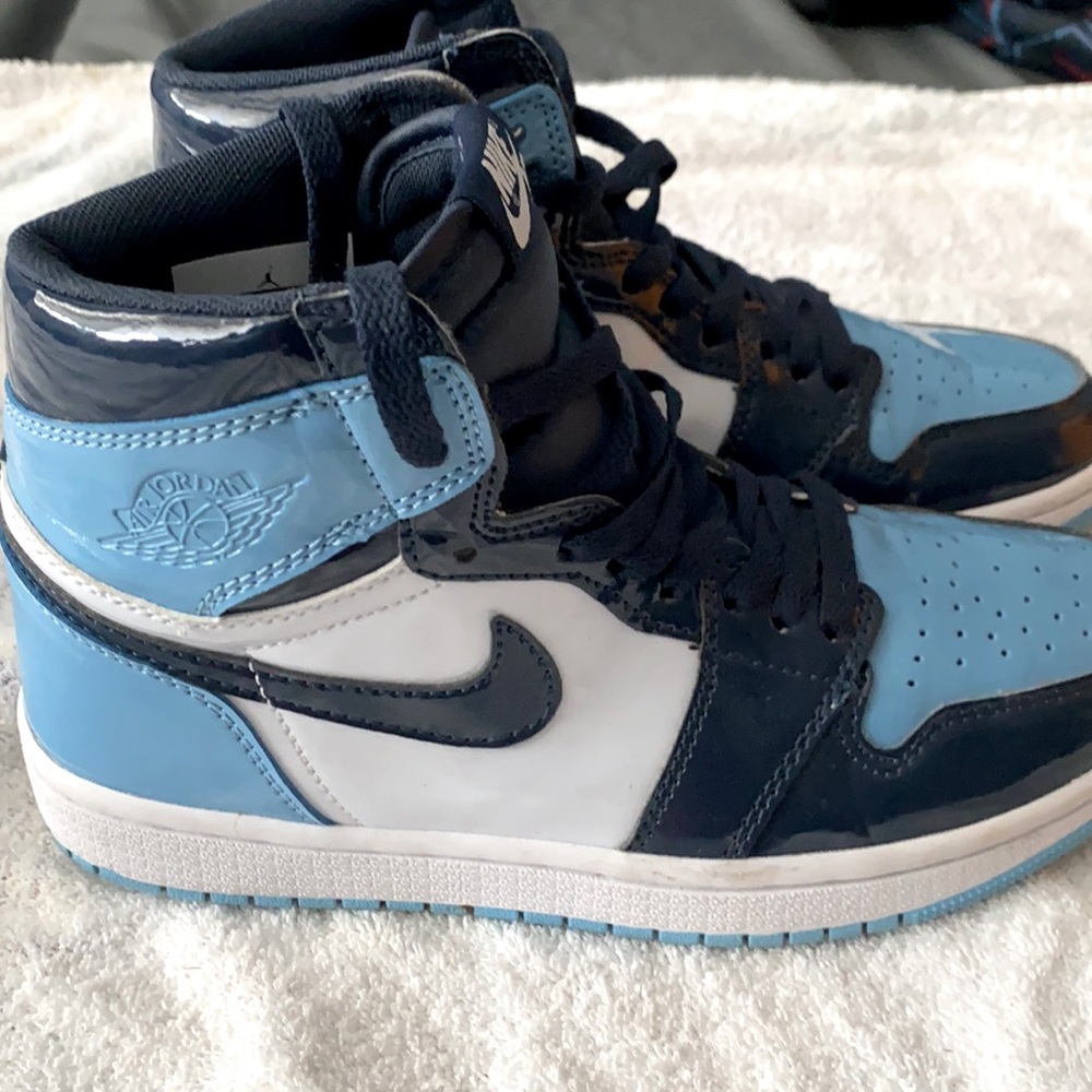 Air Jordan retro high og “blue chill”